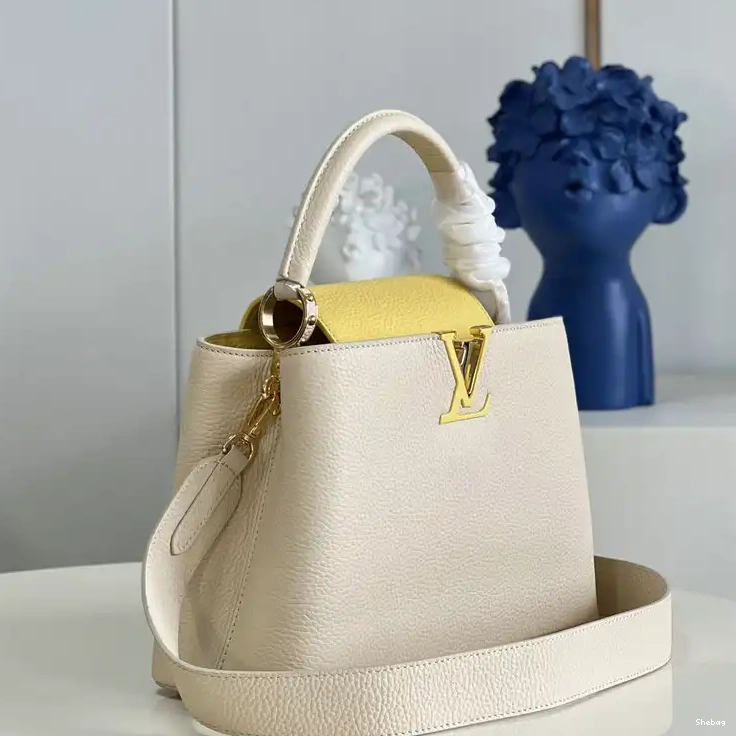 LV 2206YA0007 Bag 0504